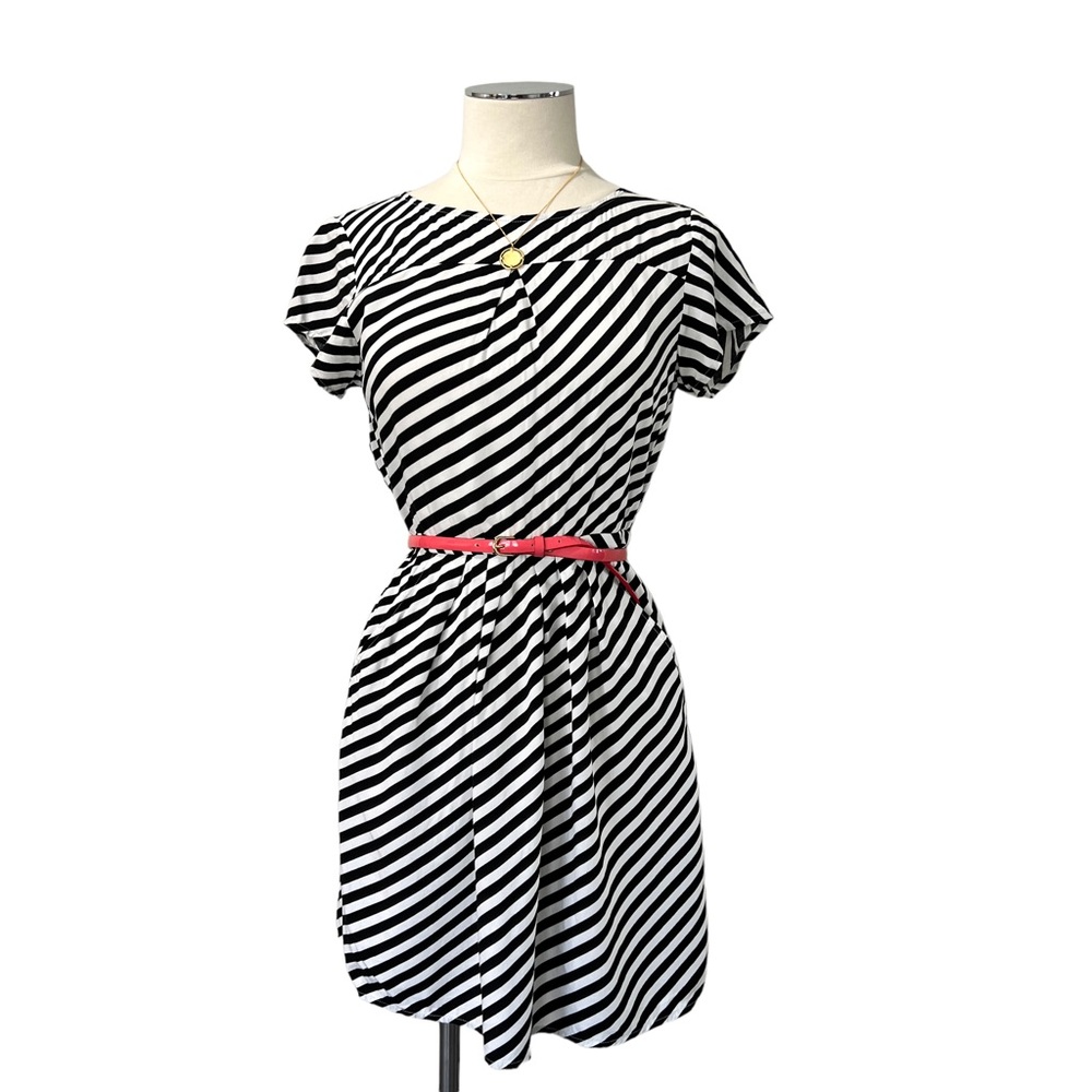 J. CREW FACTORY Women’s Black and White Striped Short Sleeve Dress A-Line Size 0